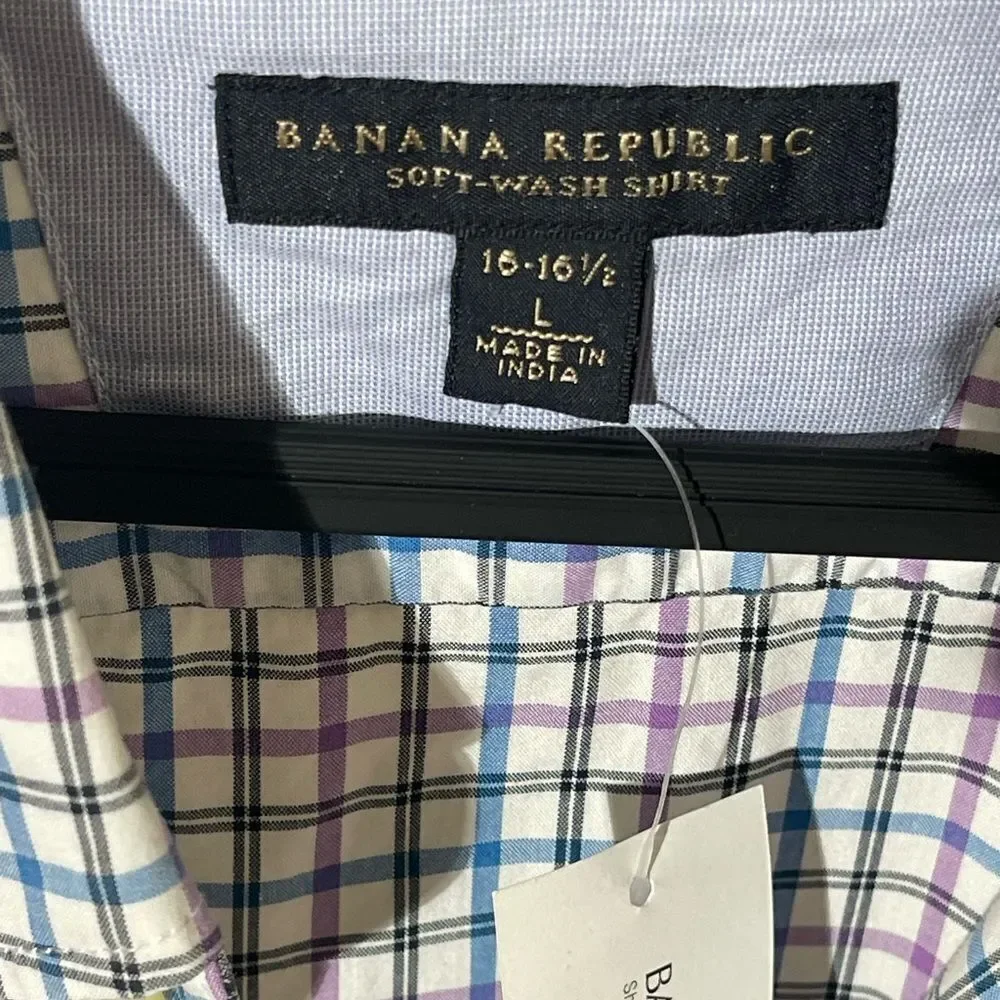 Banana Republic Men's Blue and Red Checkered Shirt